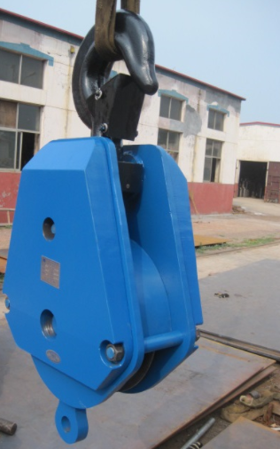 冬季使用大噸位起重滑車注意事項