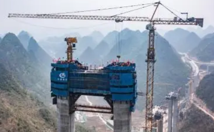花江峽谷大橋建設使用起重滑車