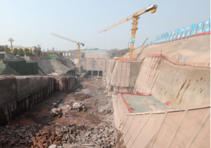 重慶城軌快線復(fù)盛站建設(shè)使用起重滑車