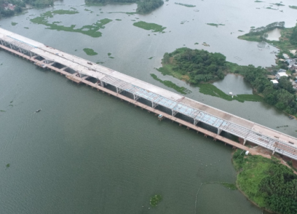 南橫高速魯塘江大橋全幅拉通