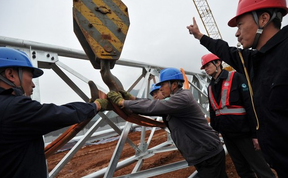 變電站設(shè)備支架吊運(yùn)工作中注意事項(xiàng)