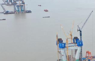 常泰長(zhǎng)江大橋施工建設(shè)用起重滑車